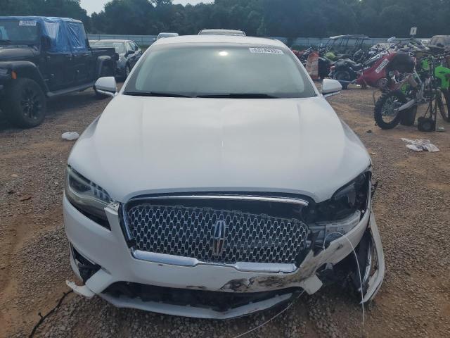 2017 LINCOLN MKZ PREMIE 3LN6L5A90HR613206