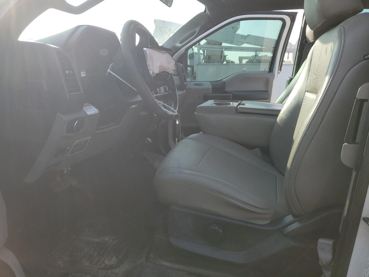 FORD F-550 SUPER DUTY