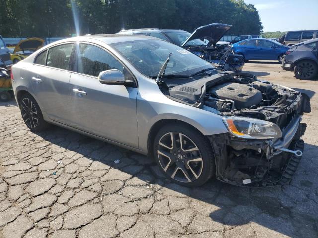 2017 VOLVO S60 YV126MFL3H2426081