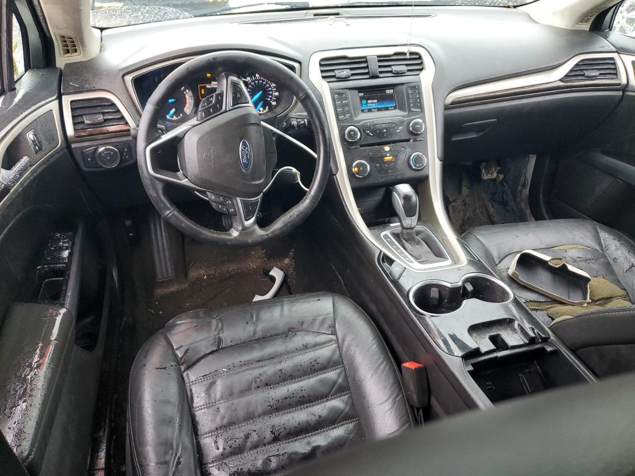 Ford Fusion se 2016