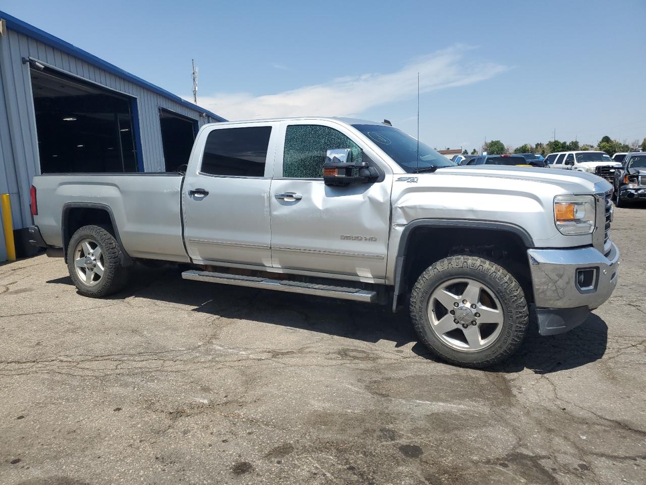 GMC SIERRA K2500 SLT