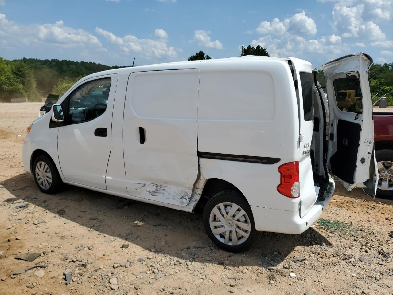 NISSAN NV200 2.5S