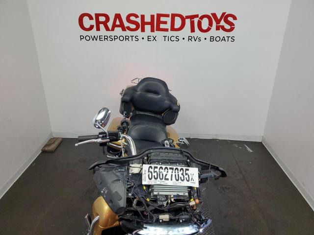 2017 HARLEY-DAVIDSON FLTRU 1HD1KGD10HB647975