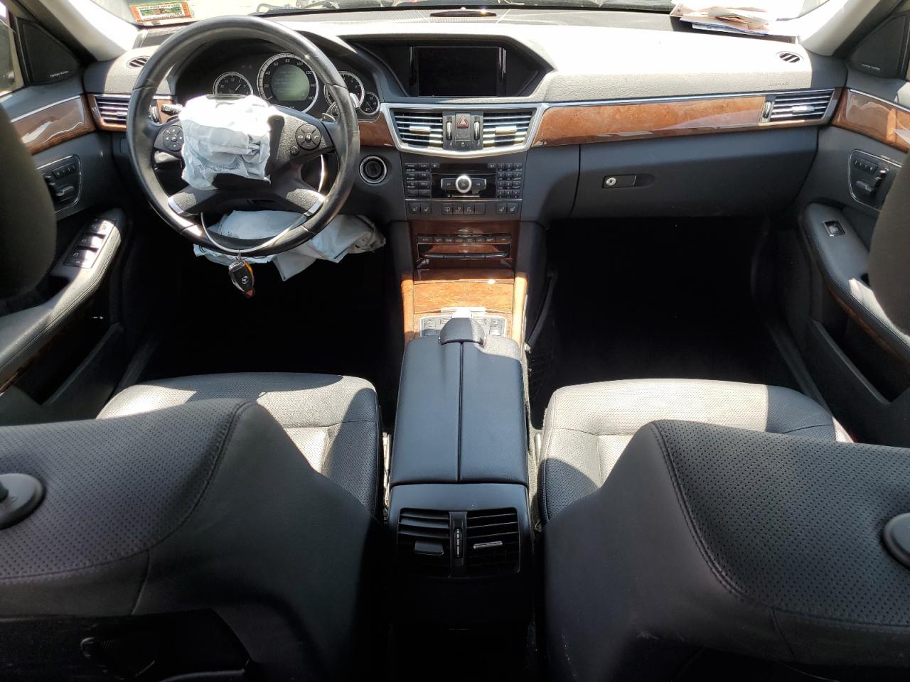 MERCEDES-BENZ E-CLASS 550 4MATIC