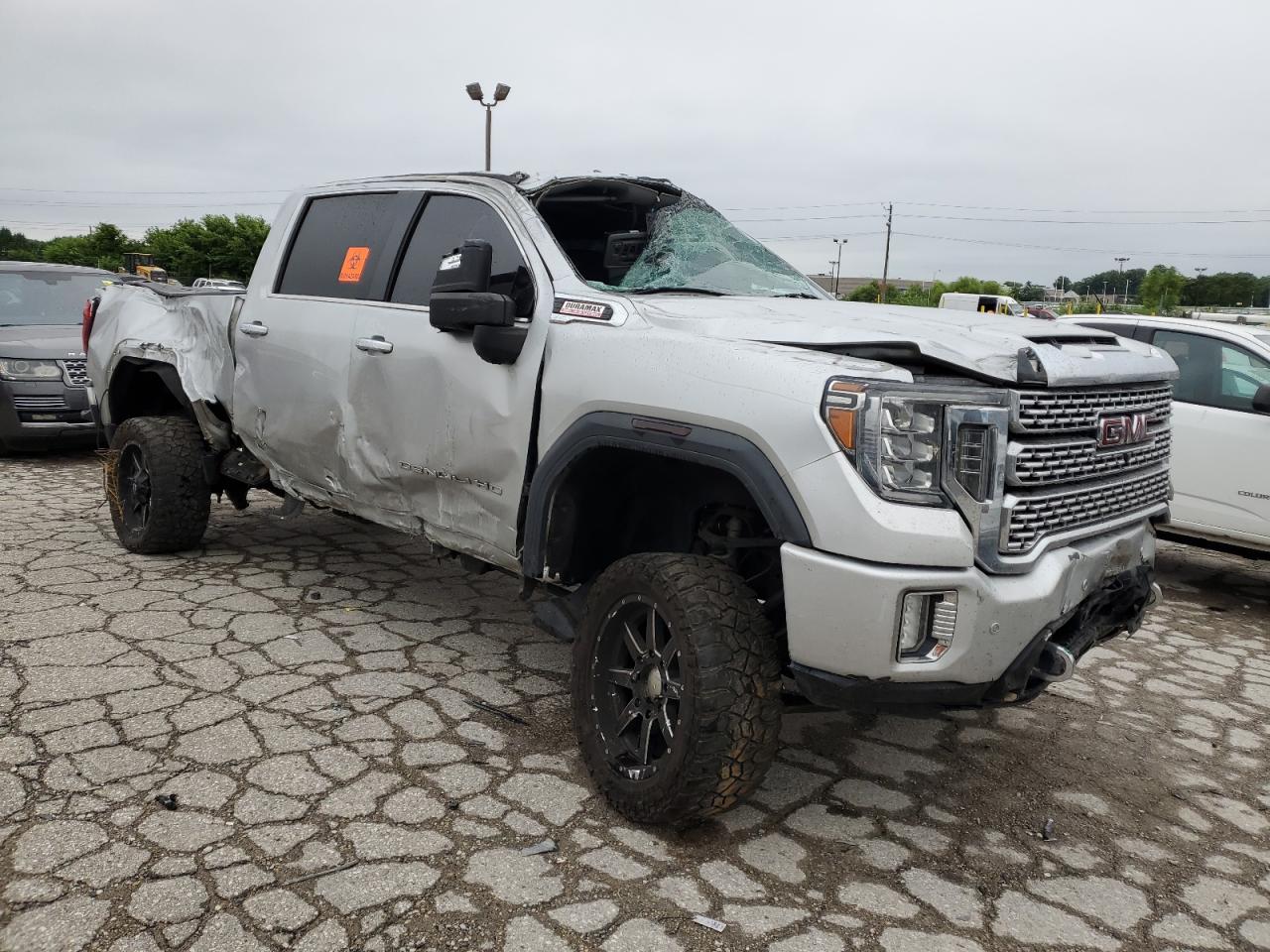 GMC SIERRA K2500 DENALI