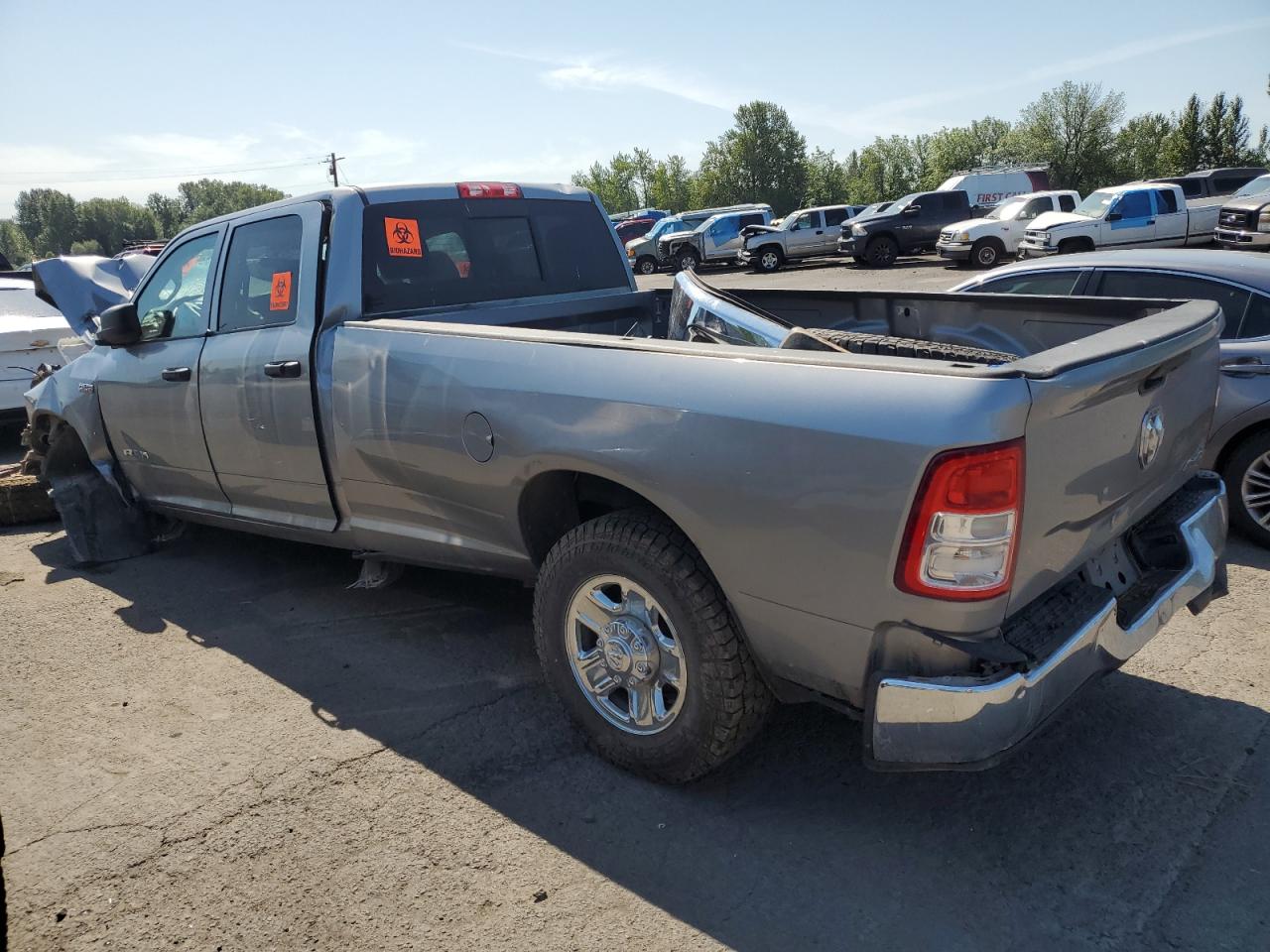 RAM 2500 TRADESMAN