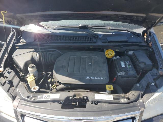 2015 CHRYSLER TOWN & COU 2C4RC1CG5FR657629