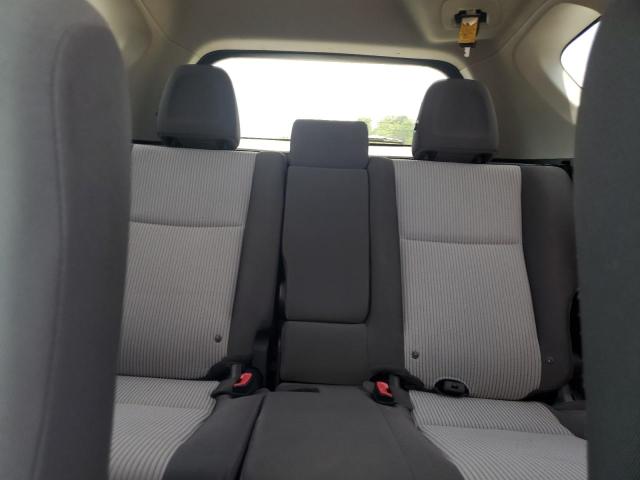 2015 TOYOTA RAV4 LE JTMZFREV7FJ045390