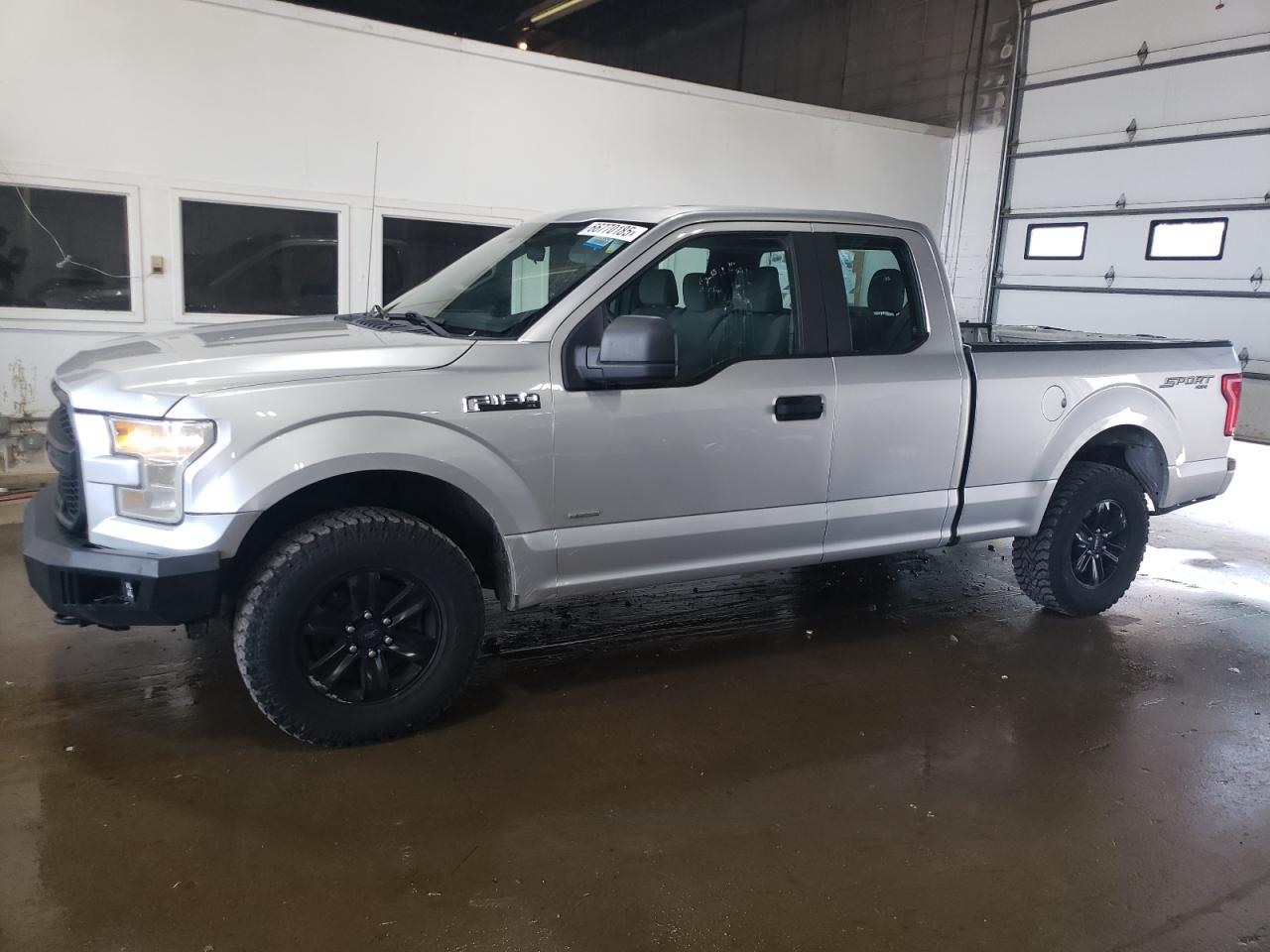 FORD F-150 SUPER CAB