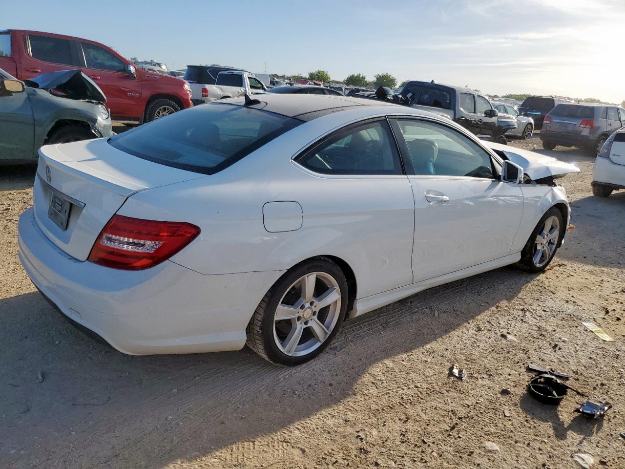 MERCEDES-BENZ C-CLASS 250