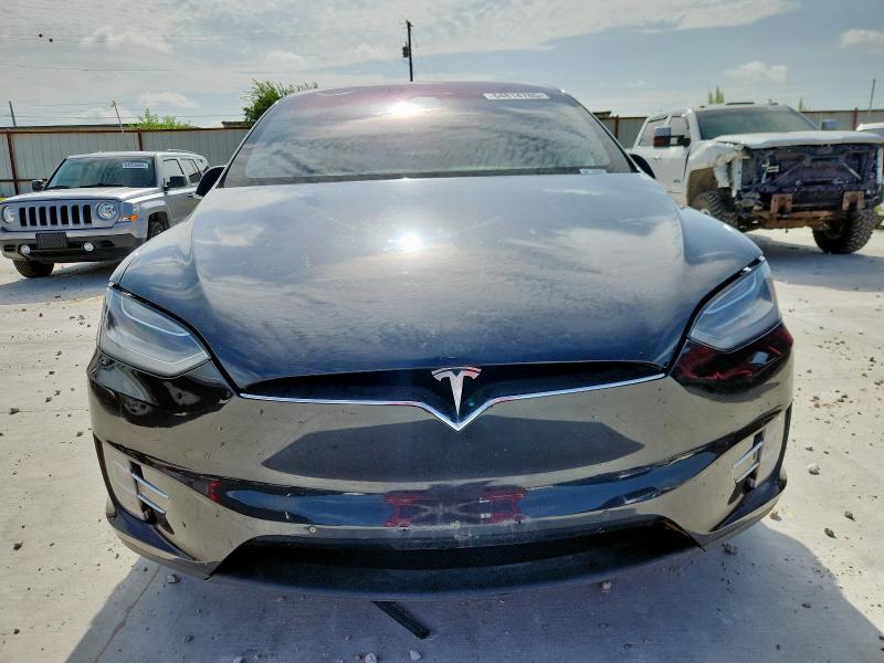 2017 TESLA MODEL X 5YJXCBE25HF044617