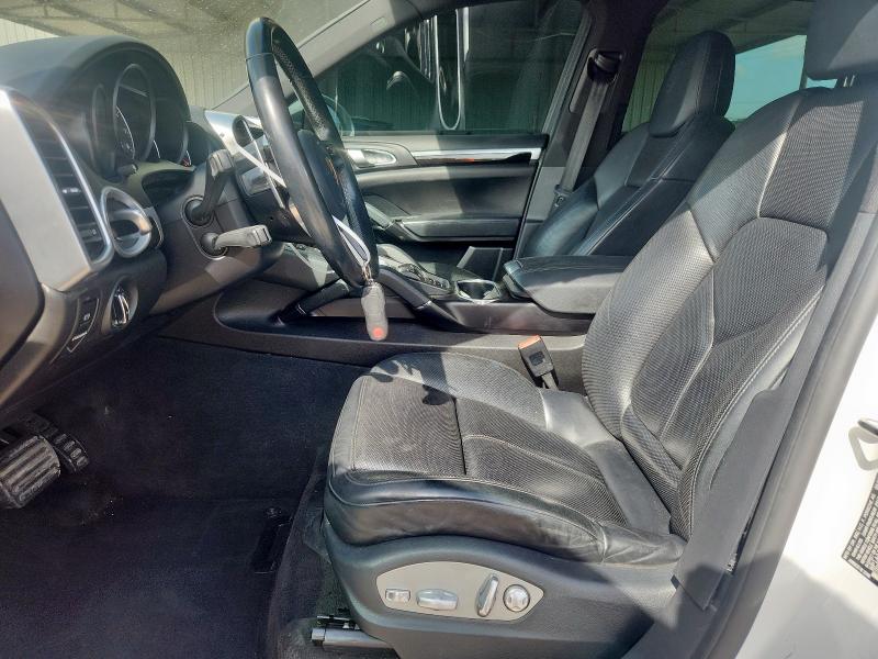 2017 PORSCHE CAYENNE WP1AA2A29HKA81091