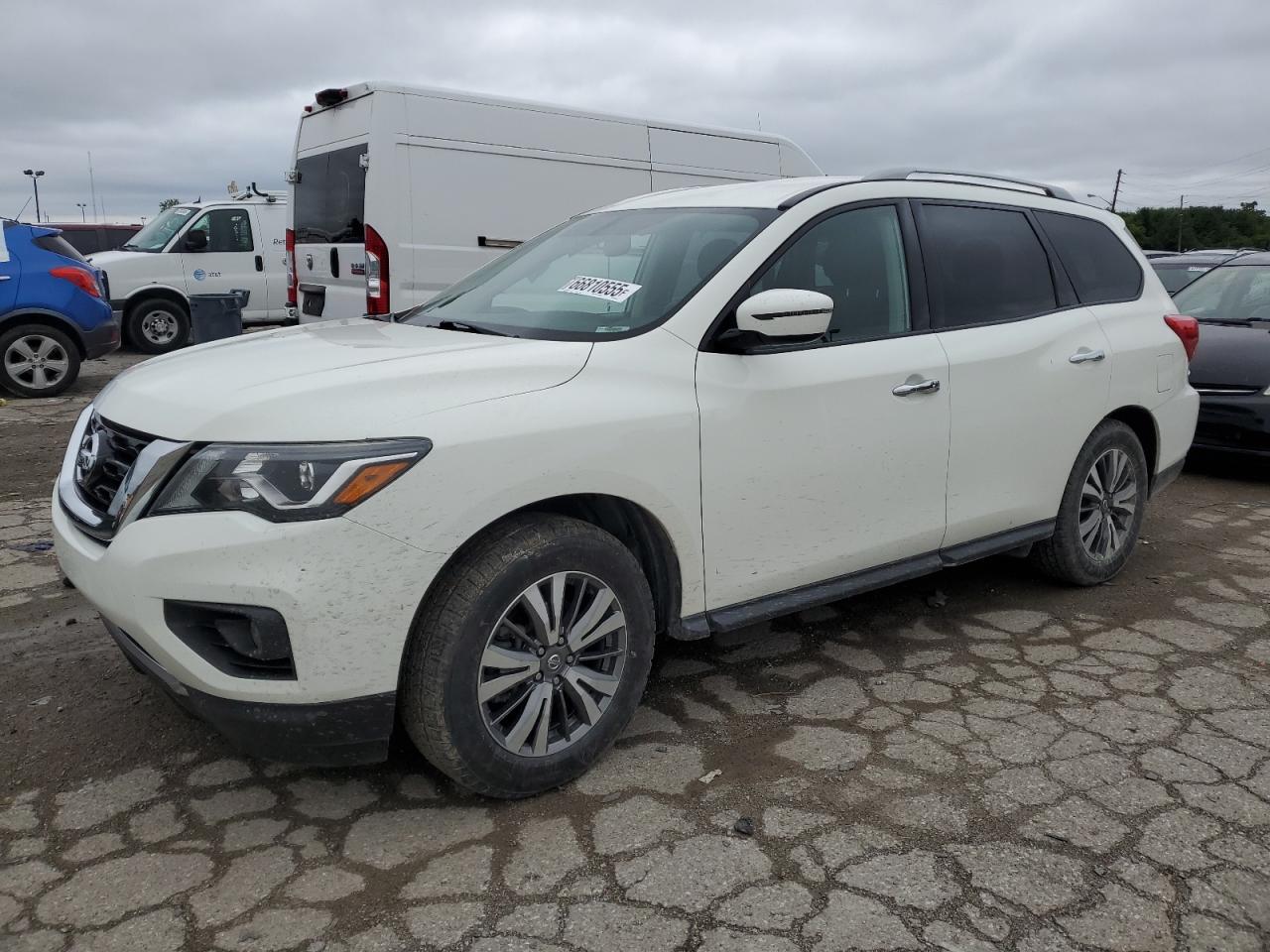 NISSAN PATHFINDER SV