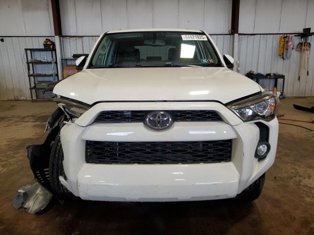 2018 TOYOTA 4RUNNER SR - JTEBU5JR9J5558999