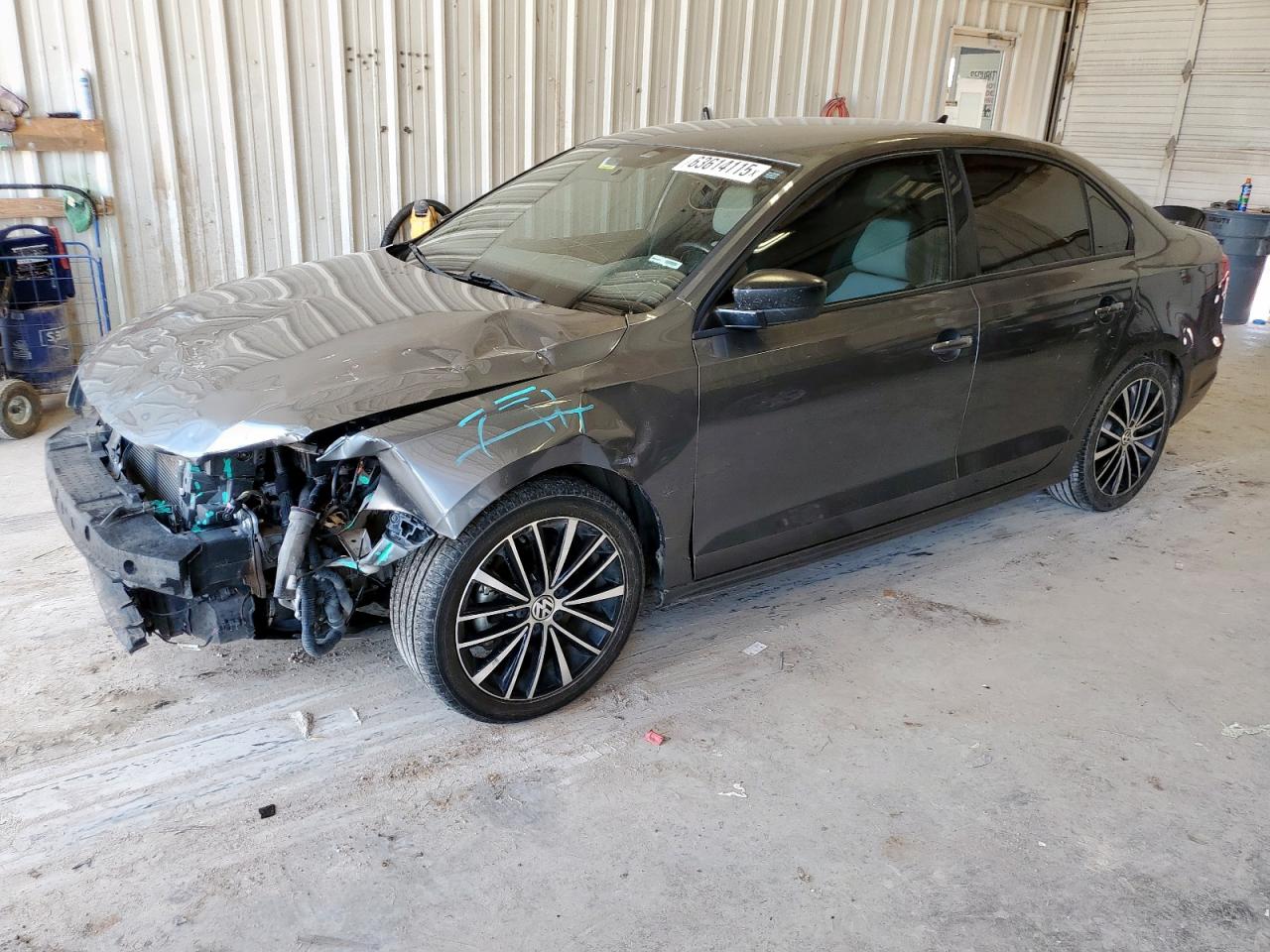VOLKSWAGEN JETTA SE