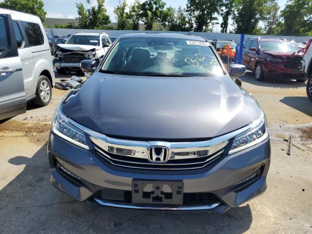 2017 HONDA ACCORD TOU 1HGCR3F92HA024916