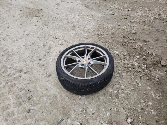 2018 PORSCHE 911 CARRER WP0CB2A94JS147332