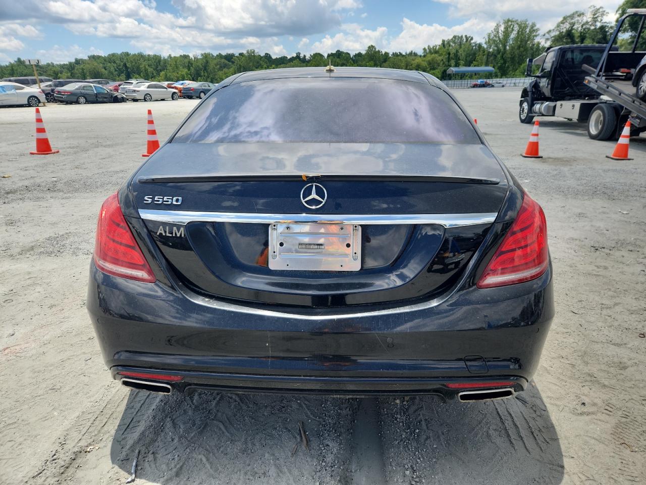 MERCEDES-BENZ S-CLASS 550