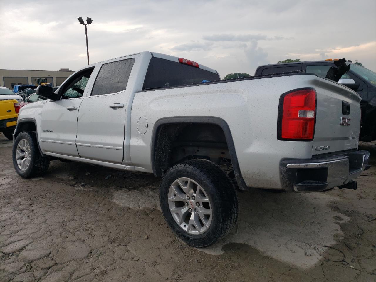 GMC SIERRA K1500 SLE
