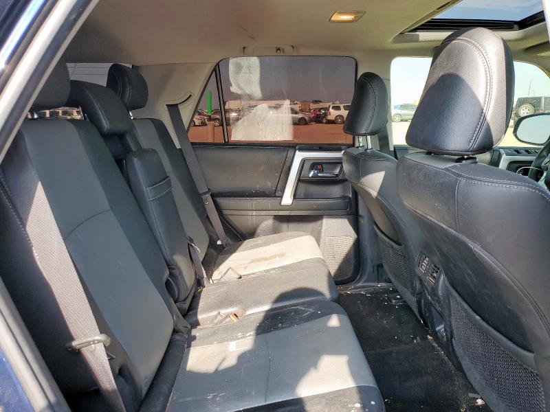 2021 TOYOTA 4RUNNER SR JTEFU5JR2M5233570