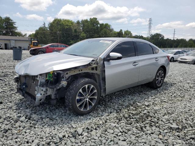 TOYOTA AVALON XLE