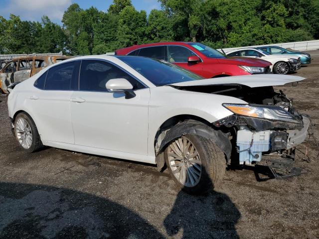 2018 TOYOTA CAMRY L 4T1B11HK8JU116067