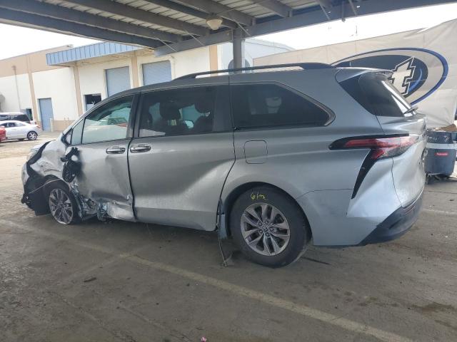 2022 TOYOTA SIENNA LE 5TDBRKEC3NS132929