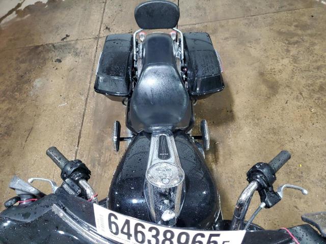 2011 HARLEY-DAVIDSON FLHX 1HD1KBM1XBB659660