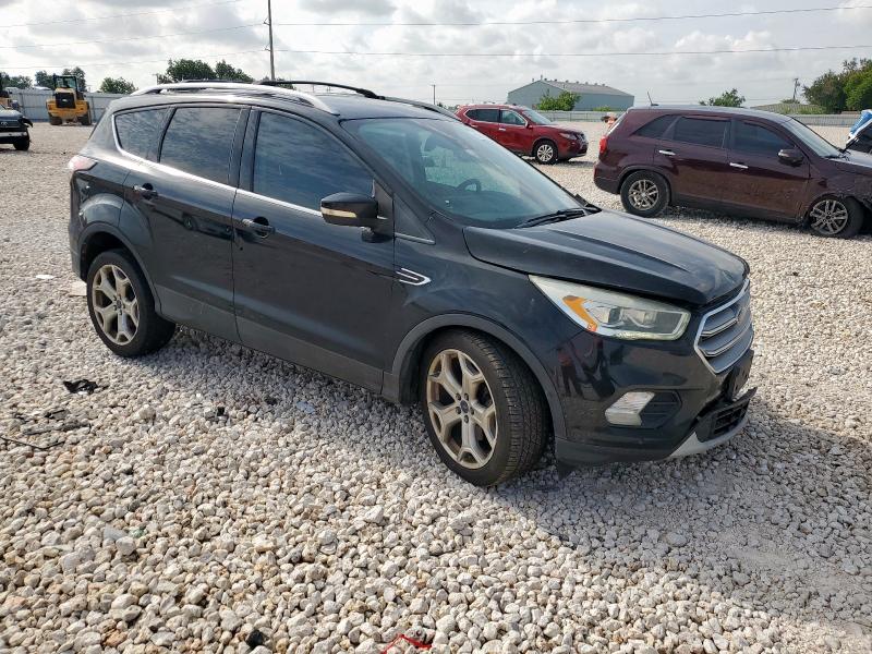 Vin: 1fmcu0j95hua32098, lot: 62411075, ford escape titanium 20174