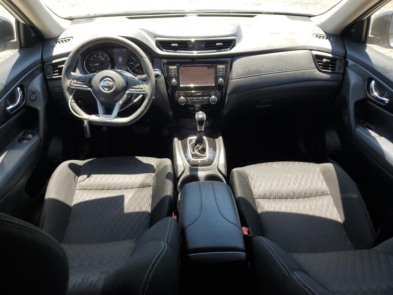 Nissan Rogue s 2018