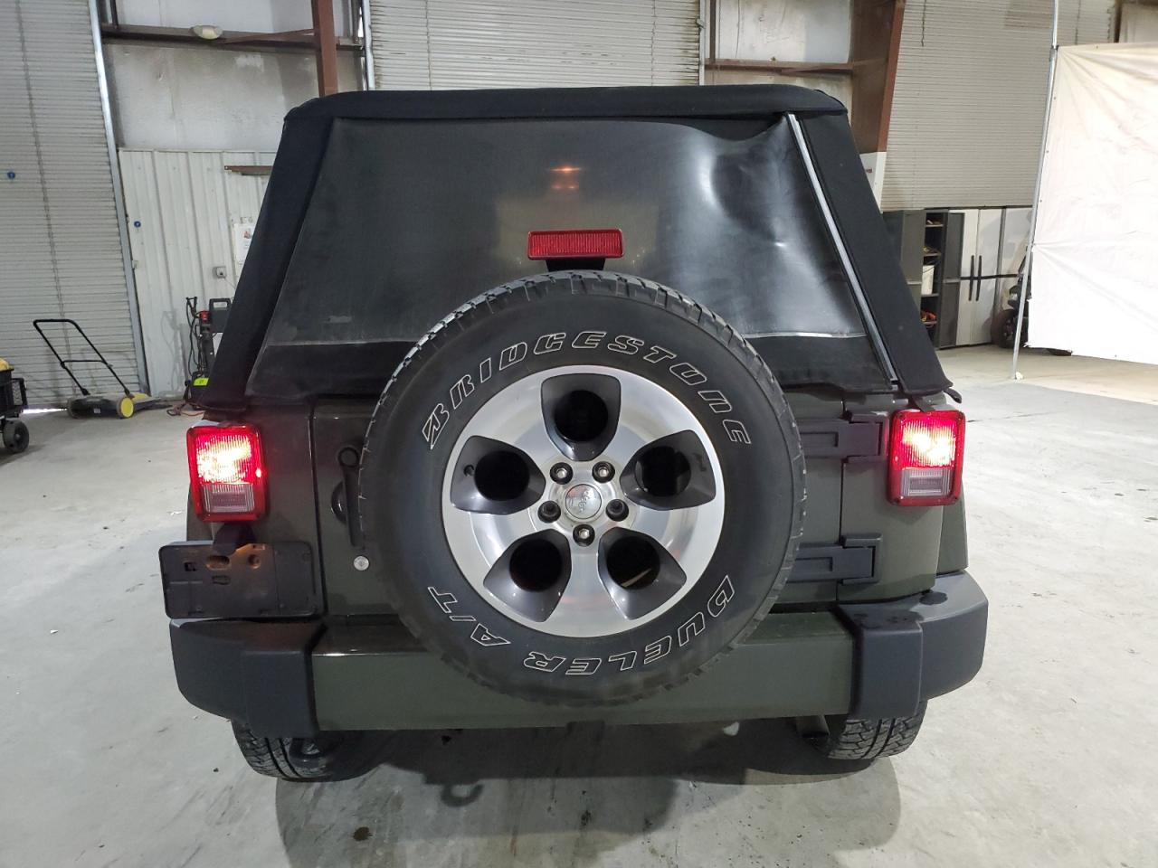 JEEP WRANGLER SAHARA