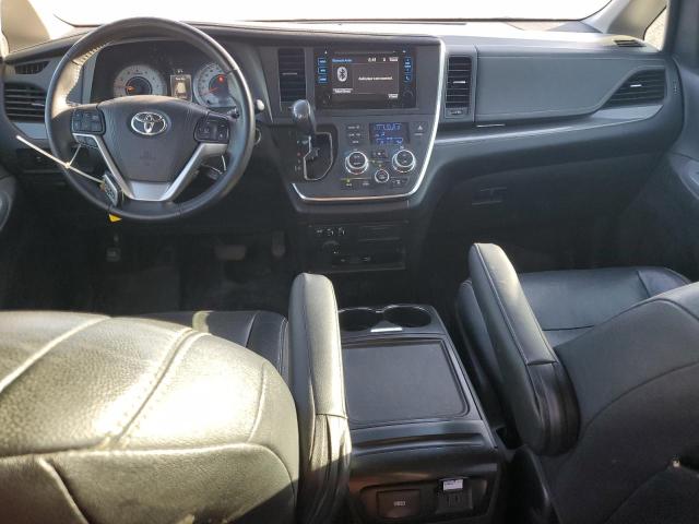 2017 TOYOTA SIENNA SE 5TDXZ3DC0HS868065