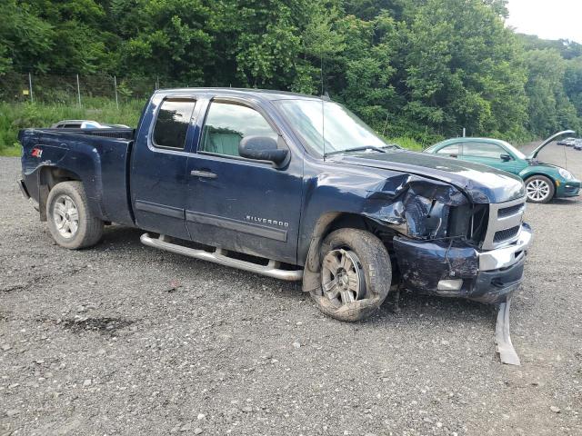 2011 CHEVROLET SILVERADO - 1GCRKSE32BZ397645