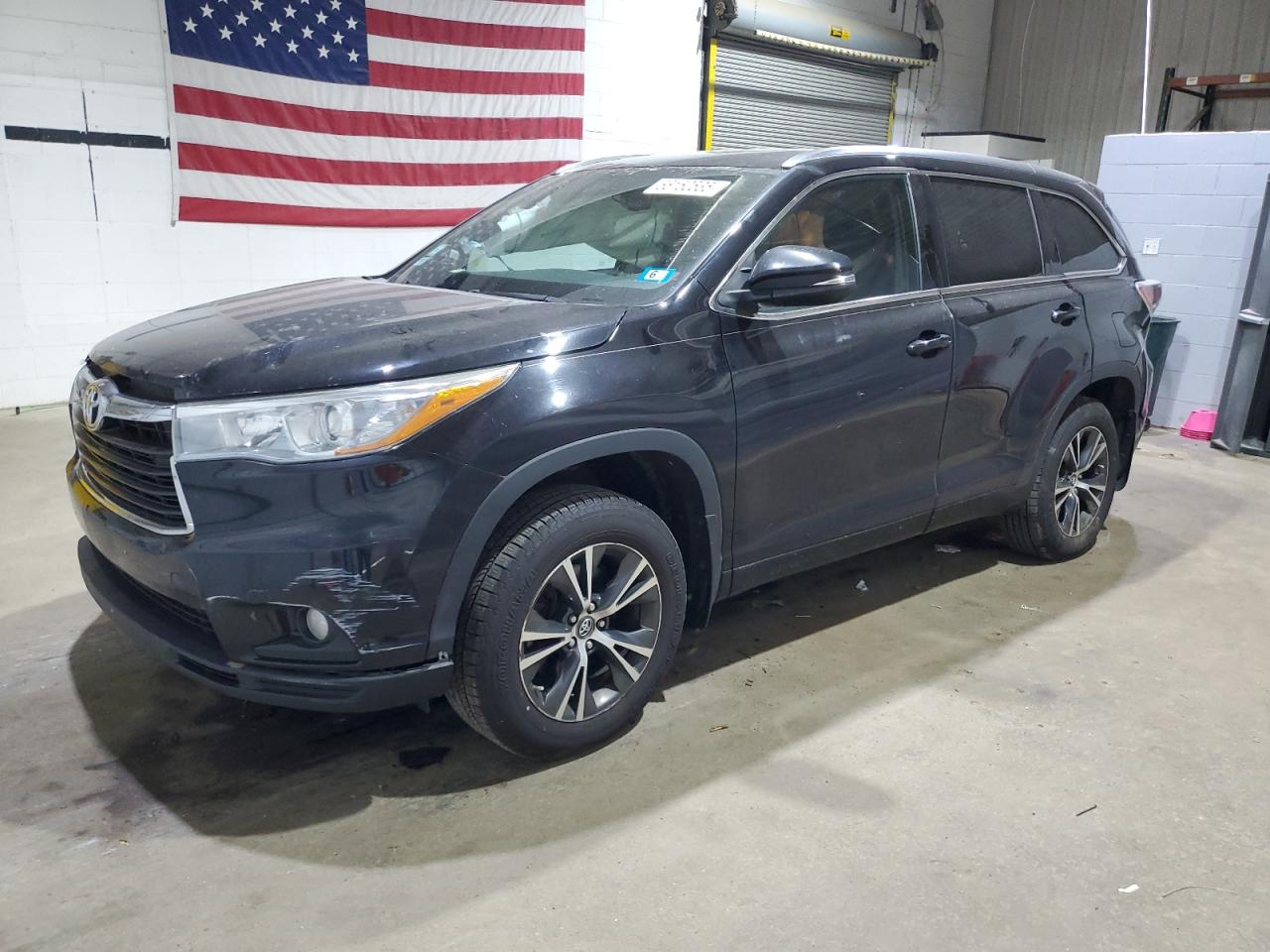 TOYOTA HIGHLANDER XLE