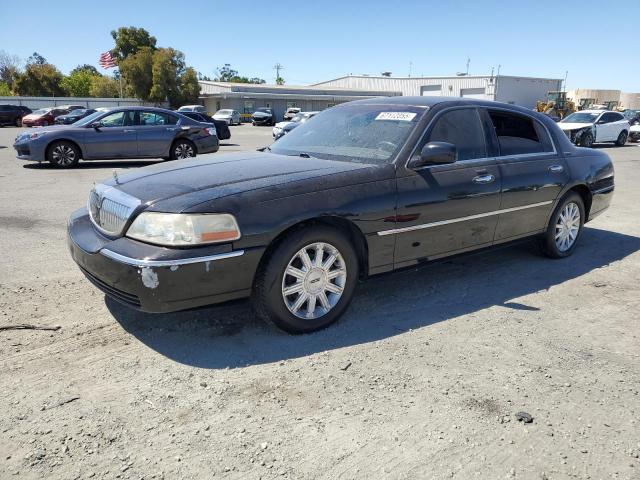 LINCOLN TOWN CAR SIGNATURE