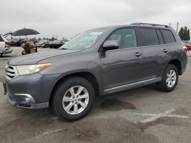 TOYOTA HIGHLANDER