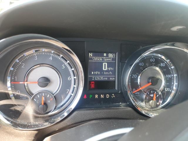 2013 CHRYSLER TOWN & COU - 2C4RC1CG4DR588574
