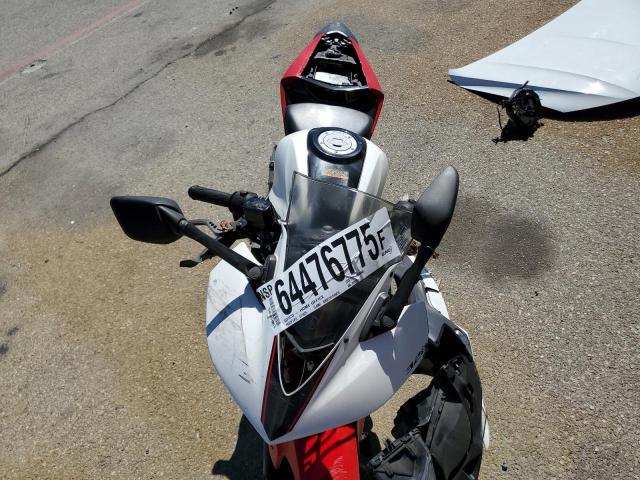2016 YAMAHA YZFR3 MH3RH06Y2GK013538