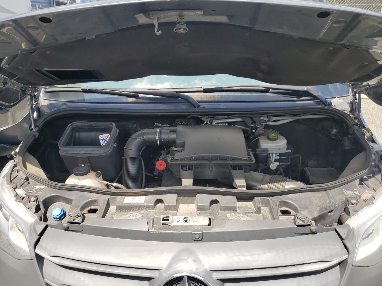 MERCEDES-BENZ SPRINTER 2500