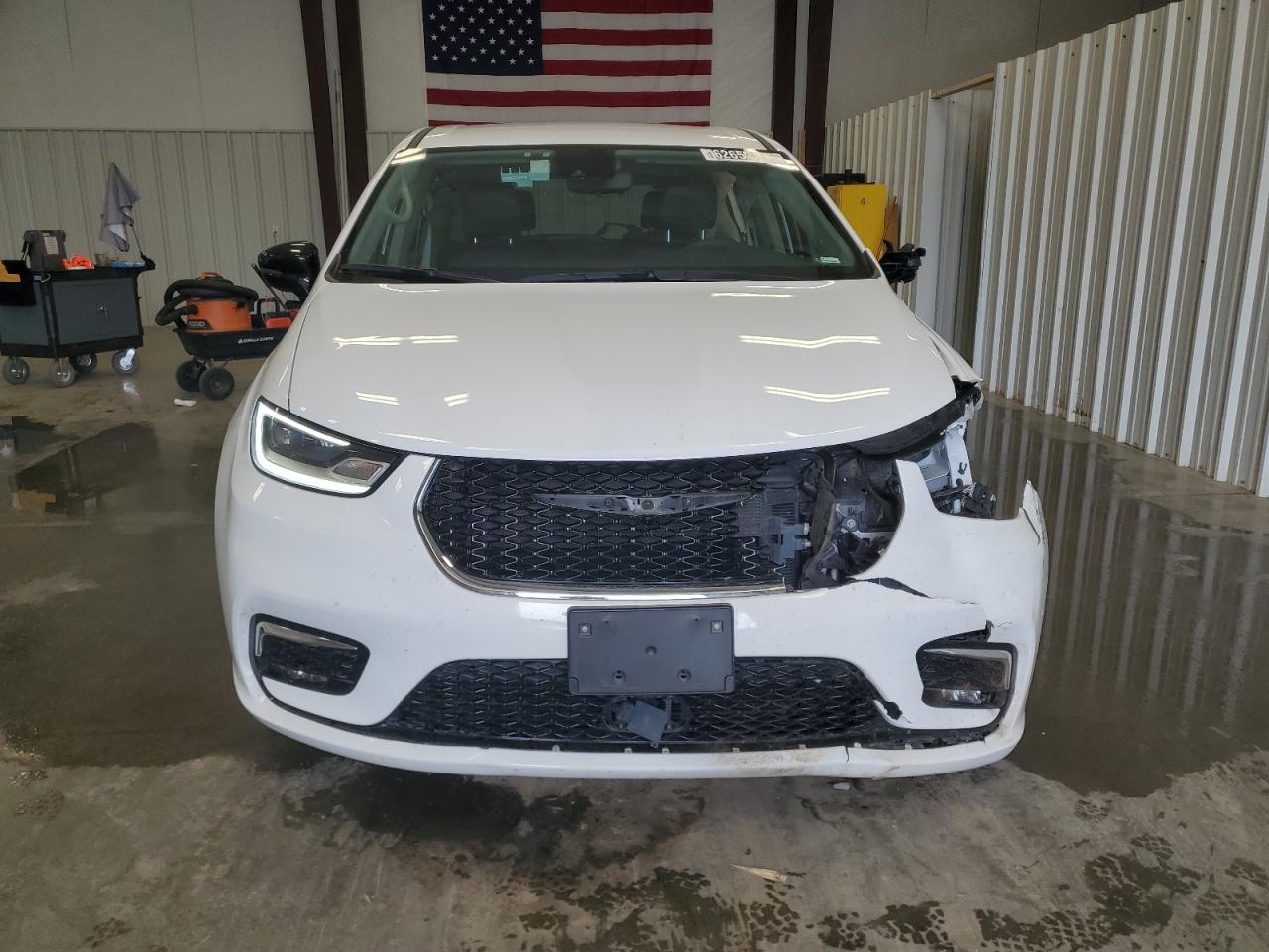 CHRYSLER PACIFICA TOURING L