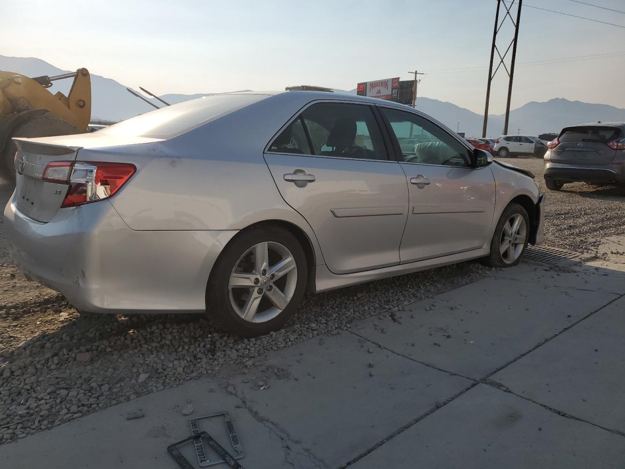 TOYOTA CAMRY L
