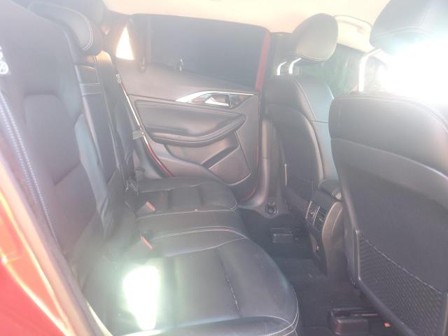 2017 INFINITI QX30 BASE SJKCH5CR6HA017773
