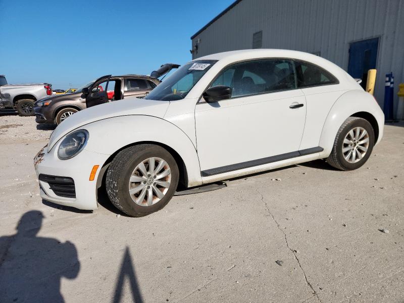 2017 VOLKSWAGEN BEETLE 1.8 3VWF17AT2HM603577