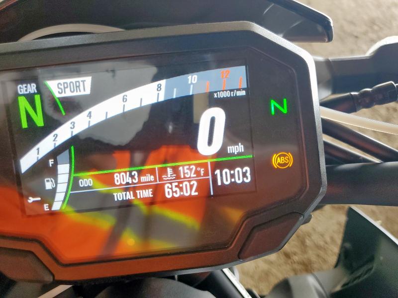 2022 KAWASAKI ZR900 - JKAZR2F16NA037137