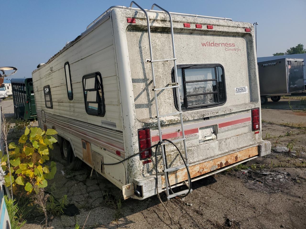 Lot #3210804012 1991 OTHER FLEETWOOD