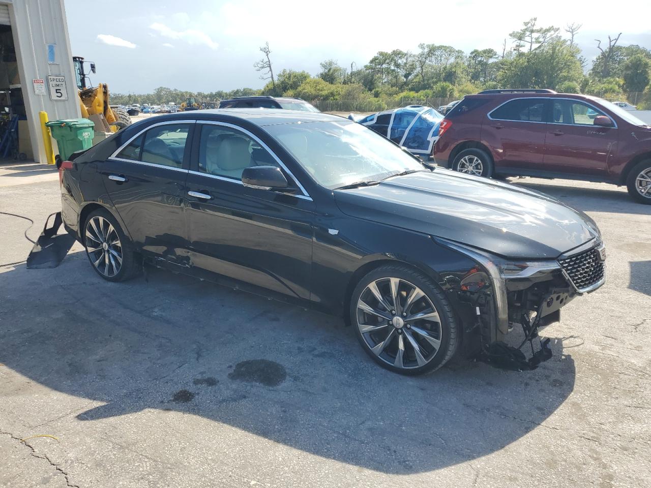 CADILLAC CT4 LUXURY +