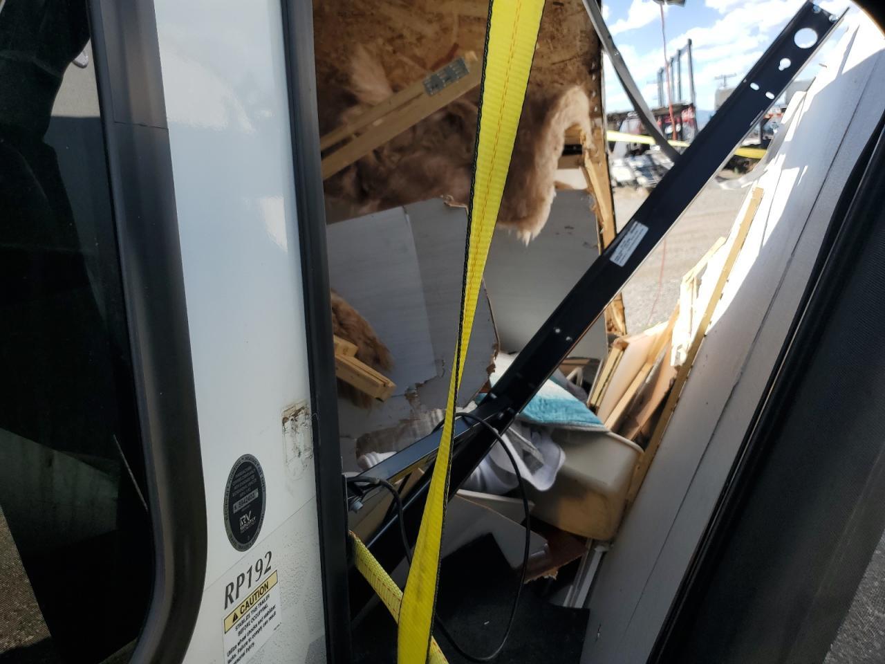 Lot #3216256022 2020 WILDWOOD R-POD