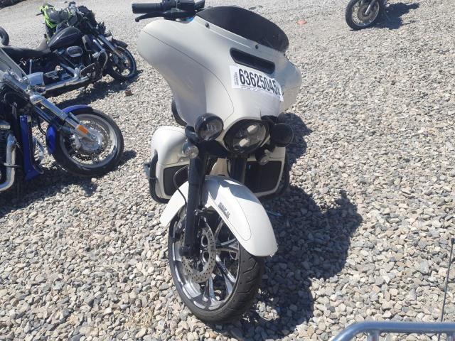 2015 HARLEY-DAVIDSON FLHXS STRE 1HD1KRM1XFB633719