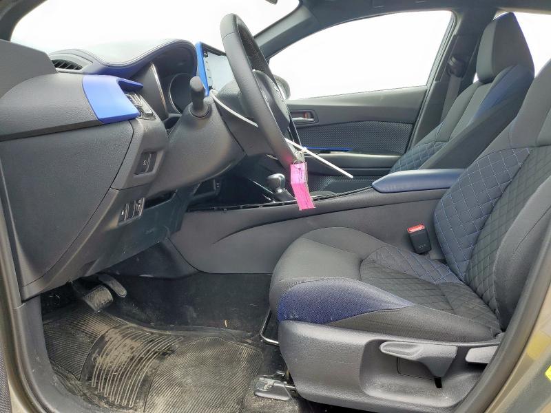 2021 TOYOTA C-HR XLE NMTKHMBX2MR138580