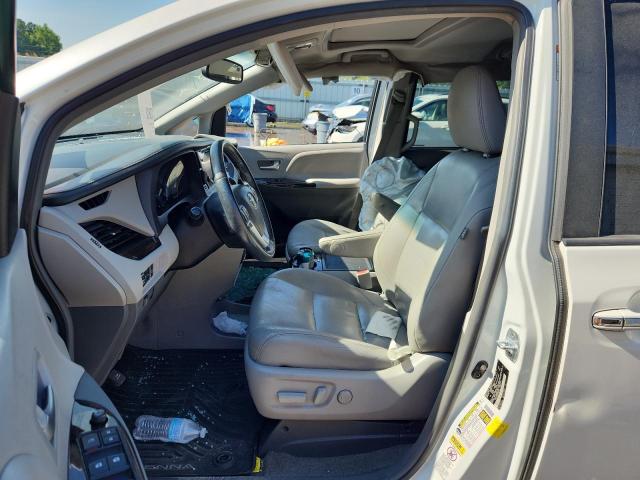 2017 TOYOTA SIENNA XLE 5TDYZ3DC6HS807002